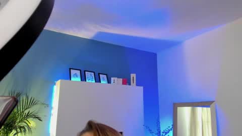 Antonella online show from May 22, 8:15 pm