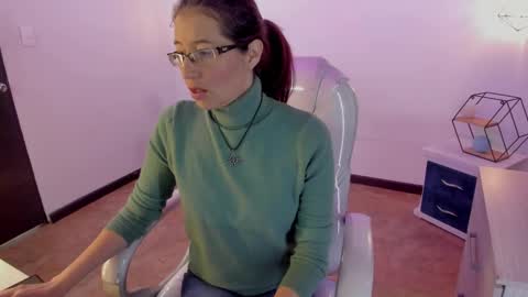 Snapshot of antoneella__ chatting on February 11, 12:47 pm Antonella online show from February 11, 12:47 pm
