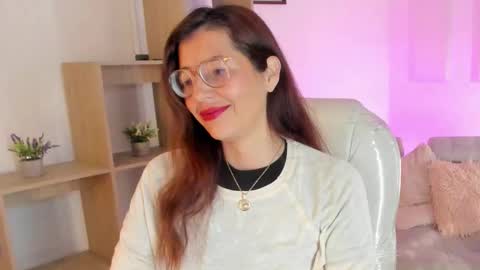 Snapshot of antoneella__ chatting on September 21, 12:42 pm Antonella online show from September 21, 12:42 pm