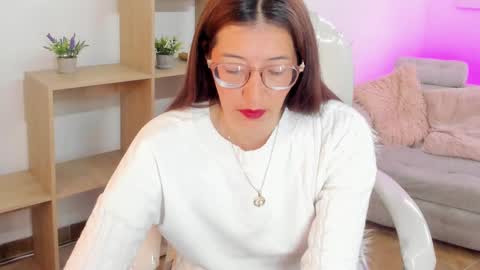 Snapshot of antoneella__ chatting on October 7, 12:12 pm Antonella online show from October 7, 12:12 pm