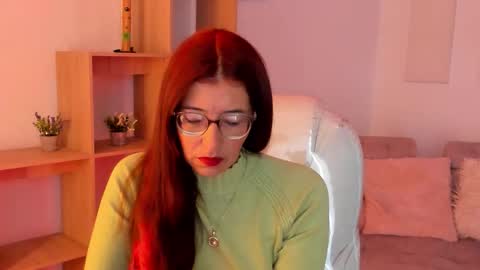 Snapshot of antoneella__ chatting on October 10, 12:33 pm Antonella online show from October 10, 12:33 pm