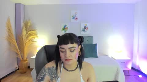 Snapshot of antonela_vargas chatting on October 20, 11:59 am Anto online show from October 20, 11:59 am
