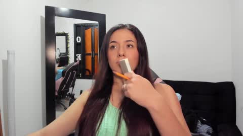 antonella  online show from February 4, 6:17 pm