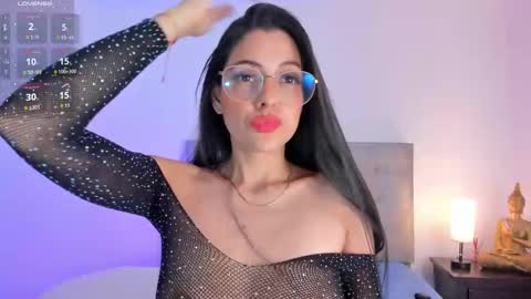 Snapshot of antonellaa_gomez chatting on February 25, 11:43 am Antonellaa online show from February 25, 11:43 am
