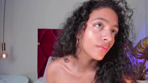 Snapshot of antonellahall_ chatting on September 30, 2:27 pm AntonellaHall online show from September 30, 2:27 pm