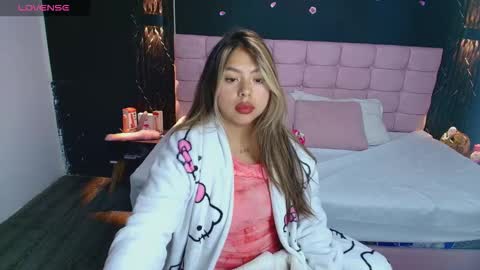 A N T O N E L L A online show from September 30, 12:48 pm