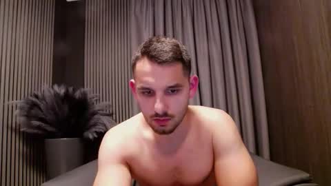 HI My name is Antonio online show from March 6, 8:08 pm