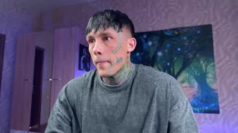 Tom online show from February 9, 8:18 am