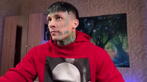 Tom online show from February 10, 8:28 am