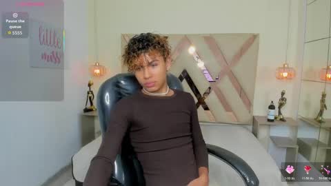 anyelotwink online show from April 21, 5:14 am