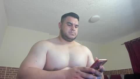 Snapshot of apholov chatting on October 20, 9:36 am follow me here you find me online show from October 20, 9:36 am