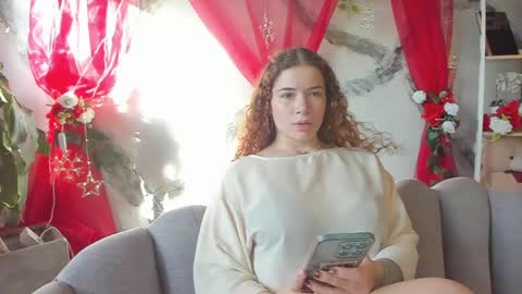 aphrodite online show from April 16, 9:50 pm