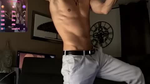 apollonfitx_69 online show from October 28, 10:44 pm