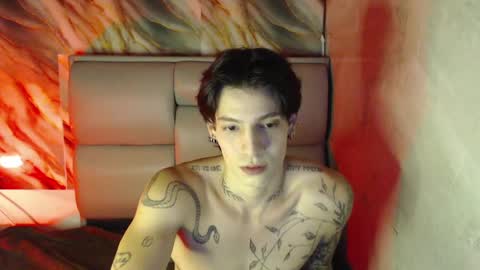Snapshot of apolo01_ chatting on September 30, 6:51 pm Apolo online show from September 30, 6:51 pm