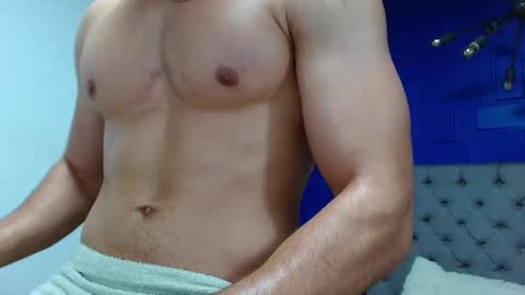 Apolo online show from March 3, 2:49 pm