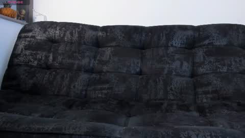 Apolo Klein online show from July 6, 9:39 am