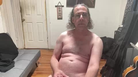 Apostrphy online show from April 3, 10:17 pm