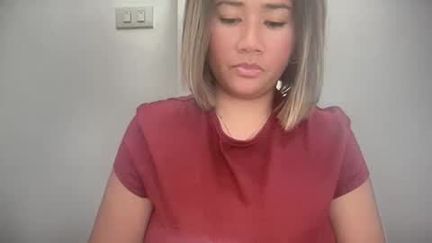 Snapshot of apple_pie_love chatting on October 1, 7:51 am Anika online show from October 1, 7:51 am