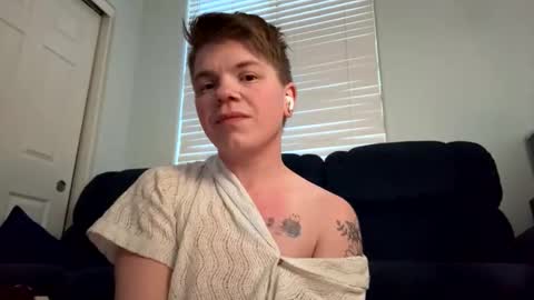 AppleSunshine online show from May 12, 12:25 pm