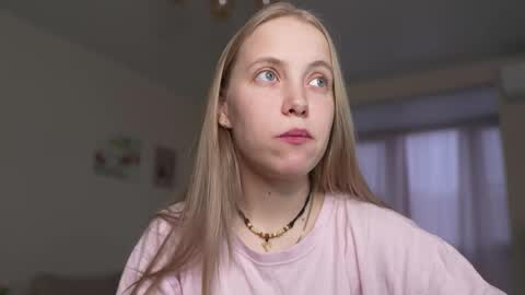  REYNA  my friend   online show from November 30, 7:15 am