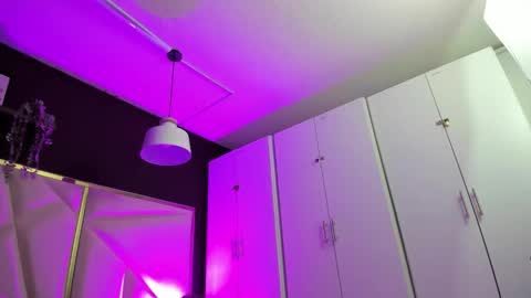 April online show from February 4, 11:03 am