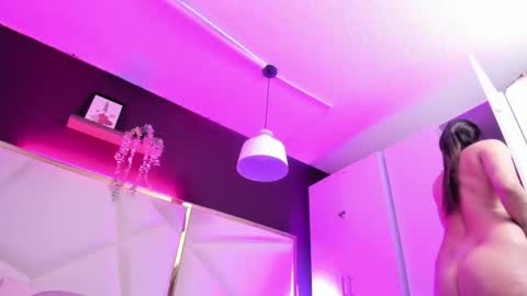 April online show from March 14, 1:04 pm