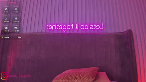 Snapshot of april_ebony18_ chatting on March 7, 1:51 pm April online show from March 7, 1:51 pm