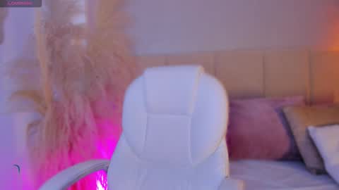 April online show from March 28, 10:49 am