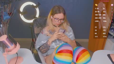    my special content  online show from December 17, 9:16 pm