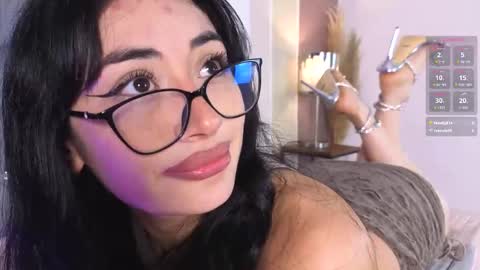 Cris online show from December 20, 2:02 pm