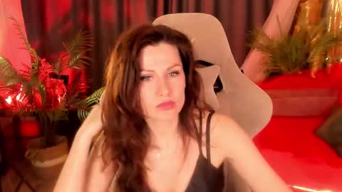 aprill_o_nill online show from March 21, 5:39 pm