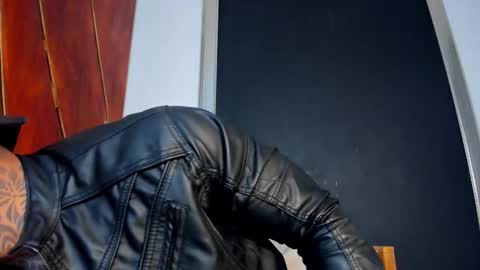 AquilesElpapi online show from October 27, 1:16 am