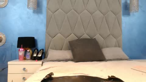 aretialisya online show from January 8, 6:52 am