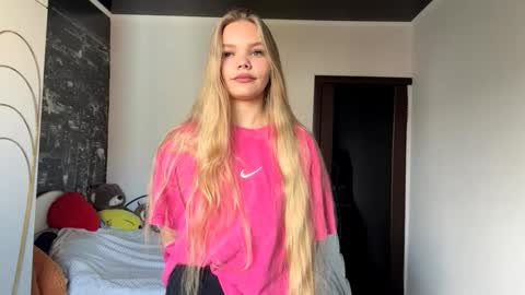 Amelia online show from October 30, 6:47 am