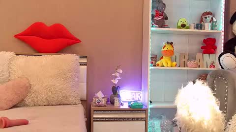 Ariel online show from February 7, 1:19 am