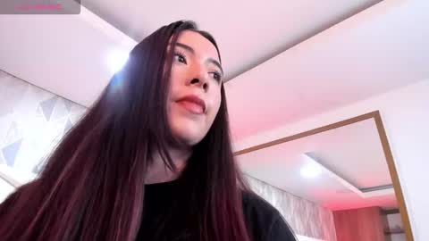 ari_lynn_ online show from October 30, 3:40 am