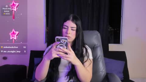 Ari online show from December 15, 8:21 am