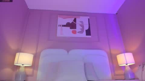 Aria  online show from November 25, 4:00 am