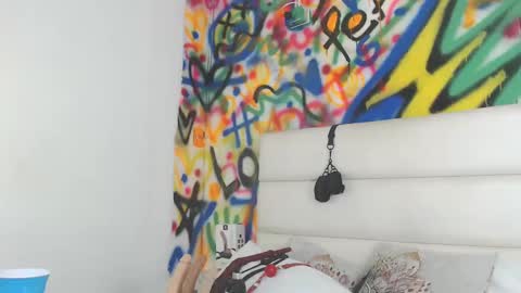 aria online show from February 13, 2:52 pm