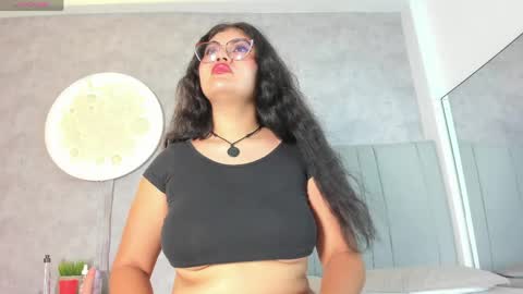 aria_tempest online show from April 20, 11:46 am