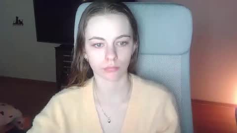 AriaCreazy online show from November 6, 9:40 pm