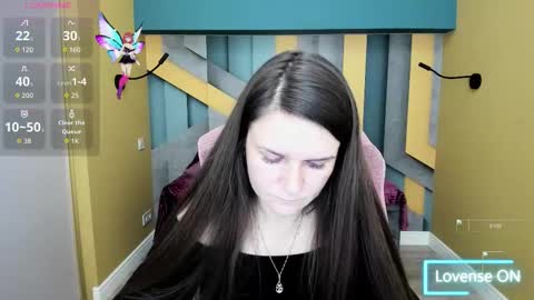 AriaGray online show from December 4, 3:00 pm