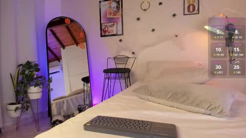 Aria online show from October 21, 10:24 pm