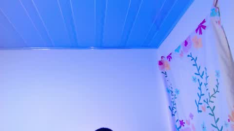 ariana_esteban07 online show from February 2, 12:01 pm