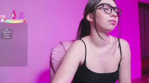 arianahot777 online show from April 8, 9:51 pm