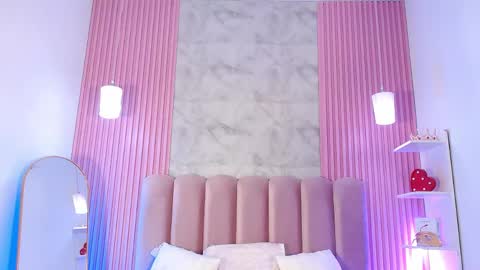 ArianaRougee online show from April 22, 3:19 pm