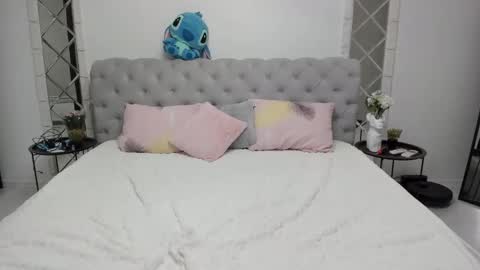 Snapshot of arianightx chatting on March 1, 6:54 pm arianightx online show from March 1, 6:54 pm