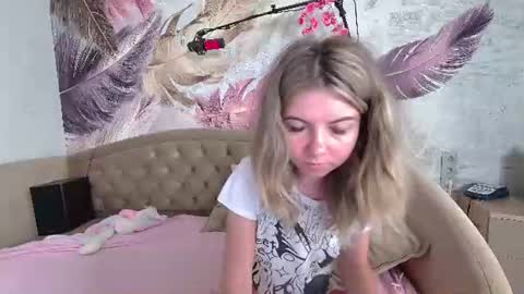 arianna_flower online show from June 27, 11:11 pm