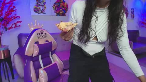 arianna_sweeet online show from March 1, 4:04 am