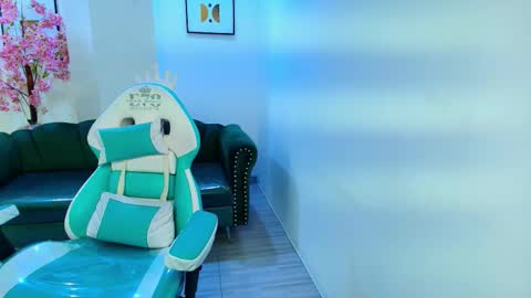 arianna_sweeet online show from November 11, 3:52 am